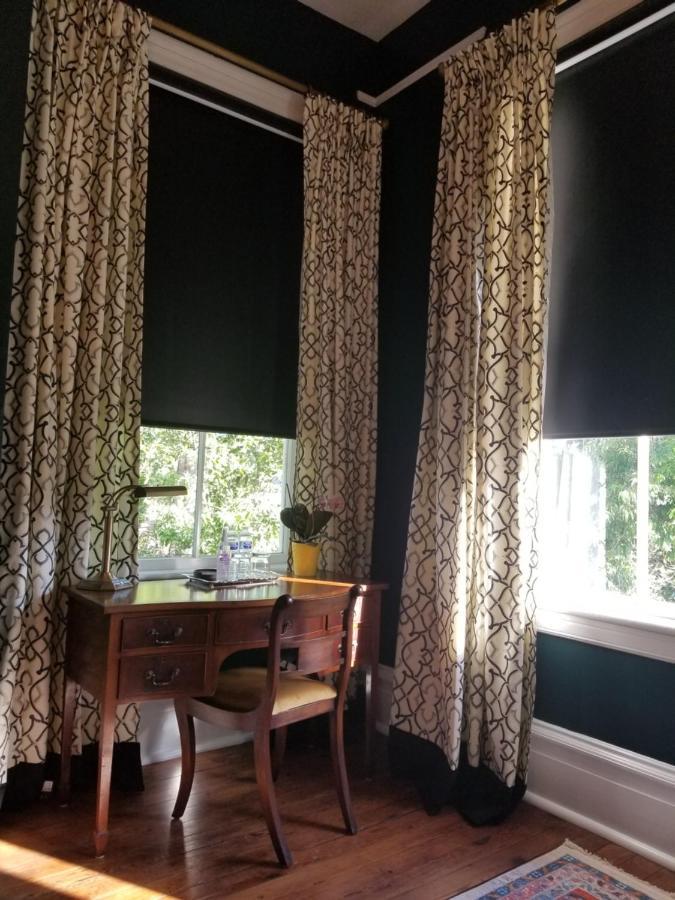Thomas Weihs Haus Bed and Breakfast Savannah Exteriör bild
